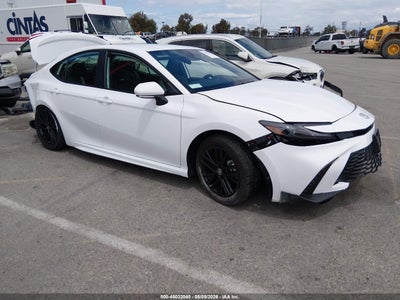 TOYOTA CAMRY 2026