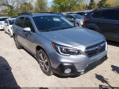 SUBARU OUTBACK 2018