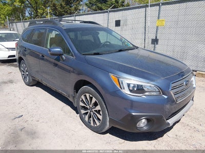 SUBARU OUTBACK 2015