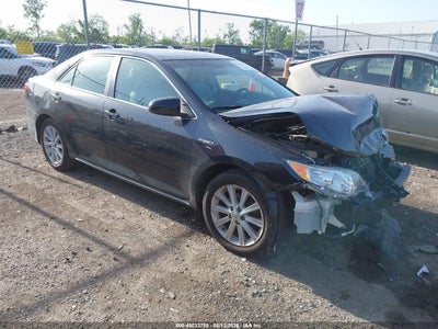 TOYOTA CAMRY HYBRID 2012