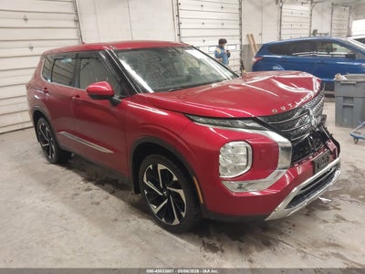 MITSUBISHI OUTLANDER 2024