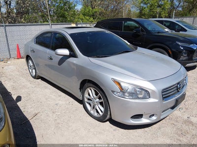 NISSAN MAXIMA 2014