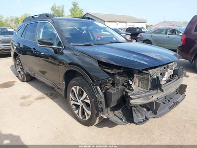 SUBARU OUTBACK 2022