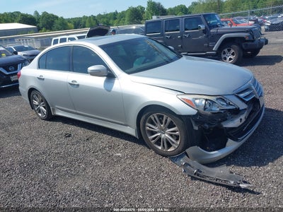 HYUNDAI GENESIS 2012
