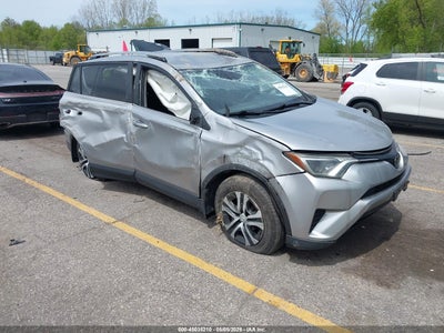 TOYOTA RAV4 2018