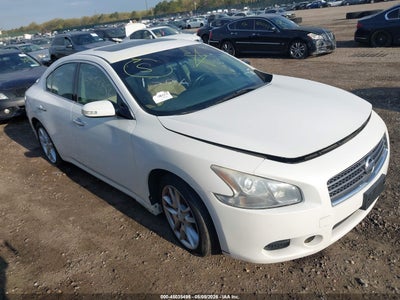 NISSAN MAXIMA 2011