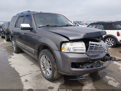 LINCOLN NAVIGATOR 2014