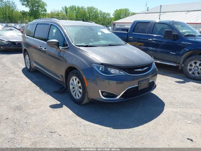CHRYSLER PACIFICA 2019