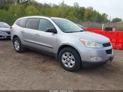 CHEVROLET TRAVERSE 2010