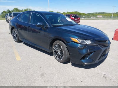 TOYOTA CAMRY 2020