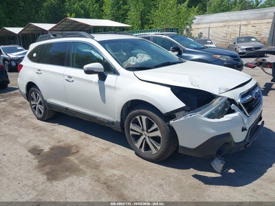 SUBARU OUTBACK 2019