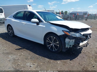 TOYOTA CAMRY 2020