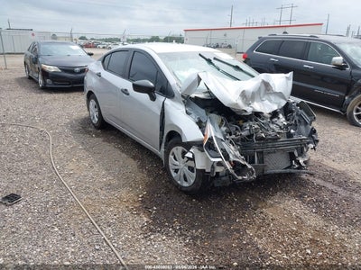 NISSAN VERSA 2024