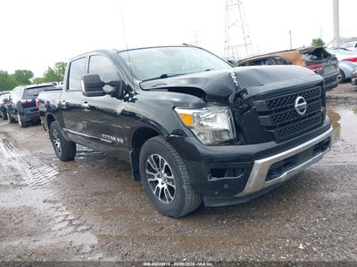 NISSAN TITAN 2020