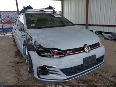 VOLKSWAGEN GOLF GTI 2020