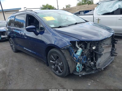 CHRYSLER PACIFICA HYBRID 2019