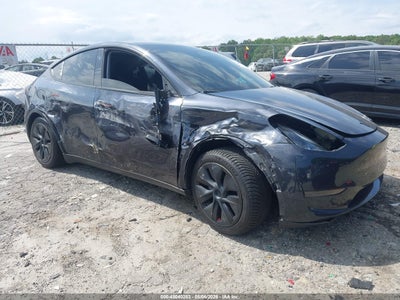 TESLA MODEL Y 2024