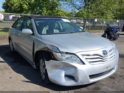 TOYOTA CAMRY 2010