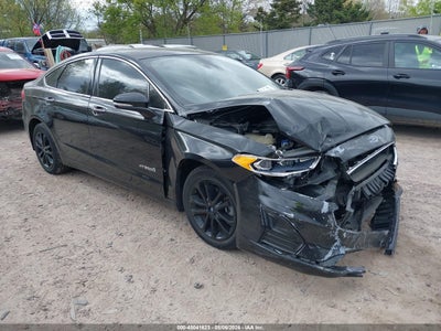 FORD FUSION HYBRID 2019