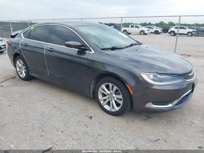 CHRYSLER 200 2015