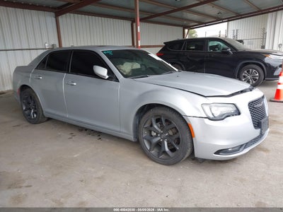 CHRYSLER 300 2022