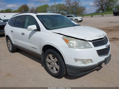 CHEVROLET TRAVERSE 2009