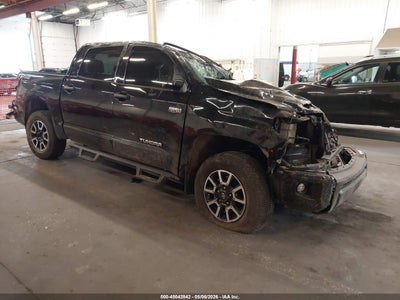TOYOTA TUNDRA 2020