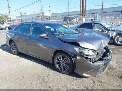 TOYOTA CAMRY 2015