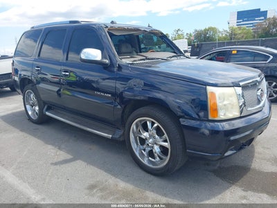CADILLAC ESCALADE 2004