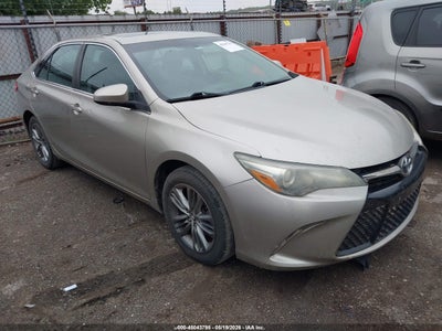 TOYOTA CAMRY 2016