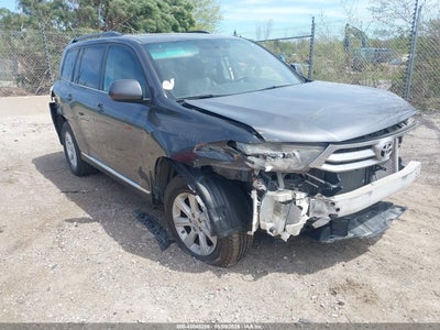 TOYOTA HIGHLANDER 2013