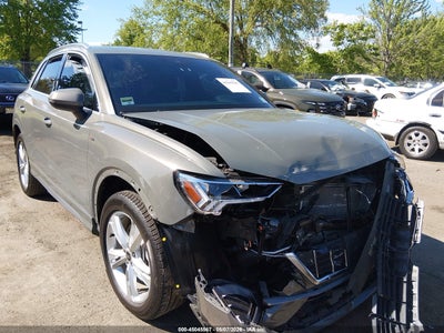 AUDI Q3 2024