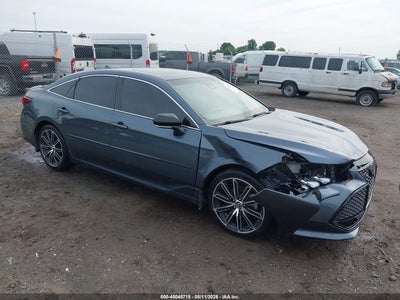 TOYOTA AVALON 2019