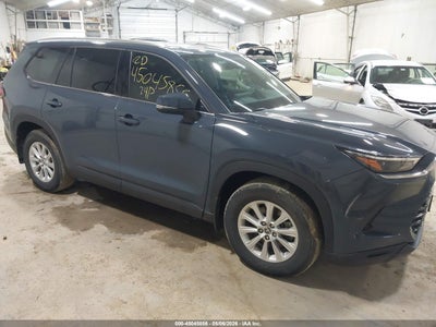 TOYOTA GRAND HIGHLANDER 2024