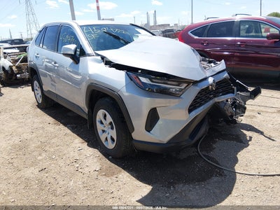 TOYOTA RAV4 2025