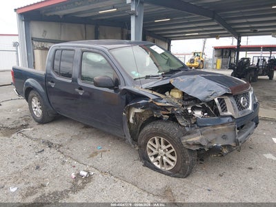 NISSAN FRONTIER 2016