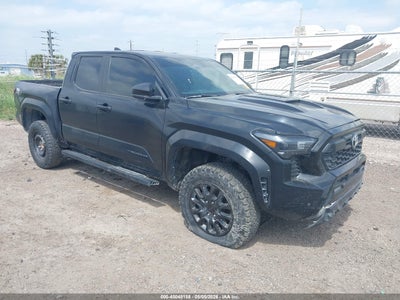 TOYOTA TACOMA 2024