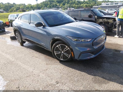 FORD MUSTANG MACH-E 2023