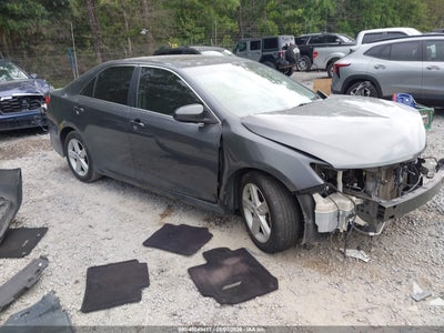 TOYOTA CAMRY 2012