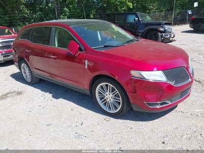 LINCOLN MKT 2013
