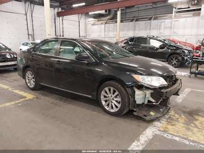 TOYOTA CAMRY HYBRID 2014