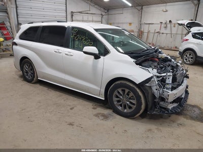 TOYOTA SIENNA 2024