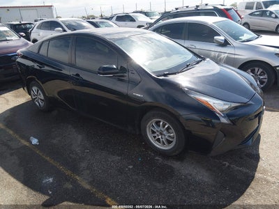 TOYOTA PRIUS 2017
