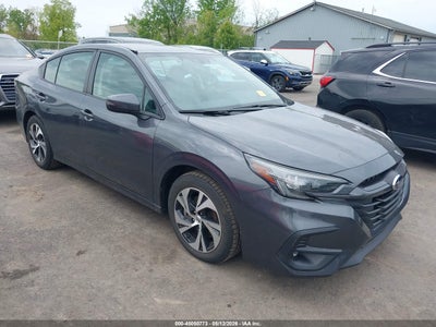 SUBARU LEGACY 2024