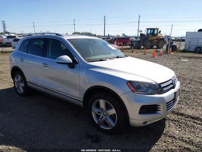 VOLKSWAGEN TOUAREG 2012