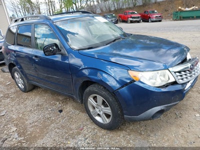 SUBARU FORESTER 2013