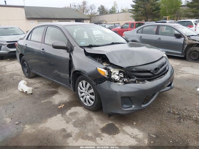 TOYOTA COROLLA 2012