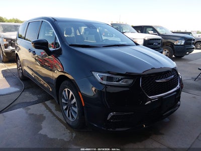 CHRYSLER PACIFICA HYBRID 2023