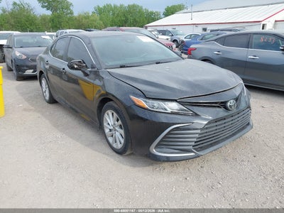 TOYOTA CAMRY 2022