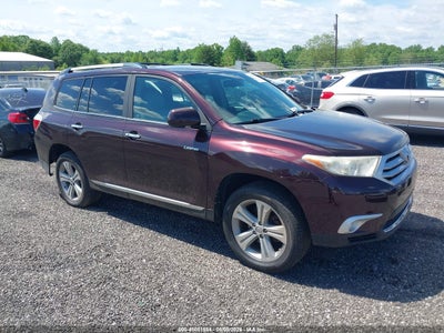 TOYOTA HIGHLANDER 2013